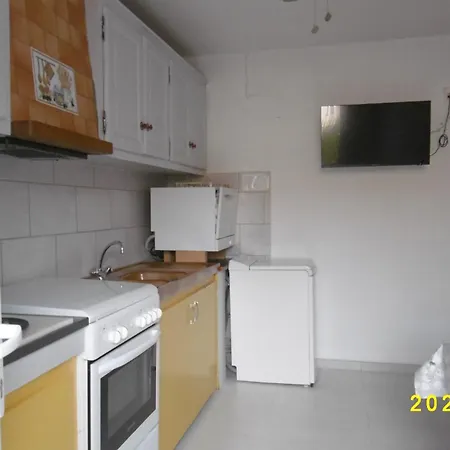 Appartement Rez De Chaussée Climatisé Dans